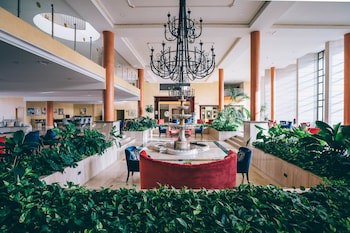 Grand Muthu Golf Plaza Hotel
