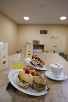 Grand Muthu Golf Plaza Hotel