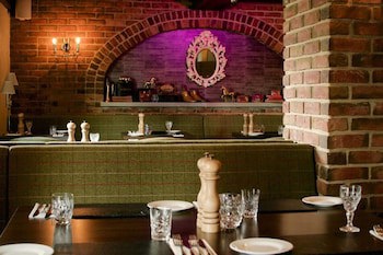 Ashbourne Hotel
