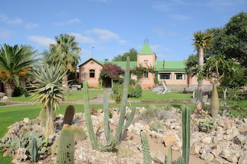 Canyon Lodge