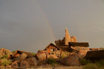 Canyon Lodge
