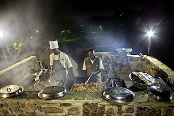 Canyon Lodge