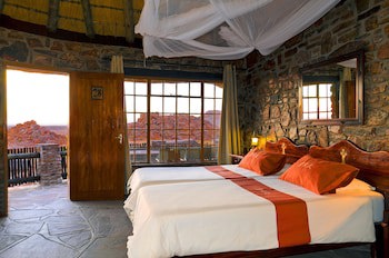 Canyon Lodge