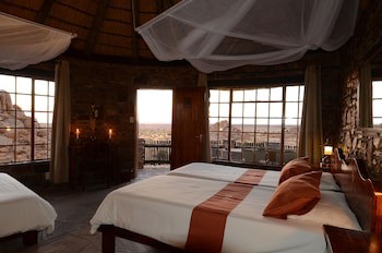 Canyon Lodge