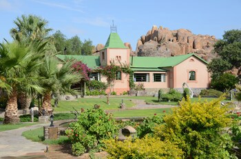 Canyon Lodge