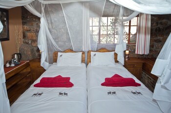 Canyon Lodge