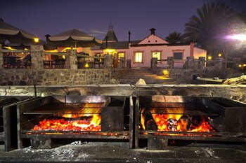 Canyon Lodge