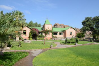 Canyon Lodge