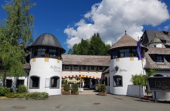 Schlosshotel Rosenegg