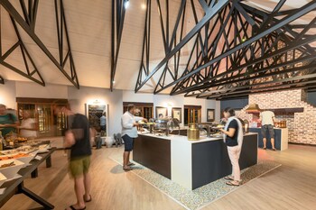 Etosha Safari Lodge