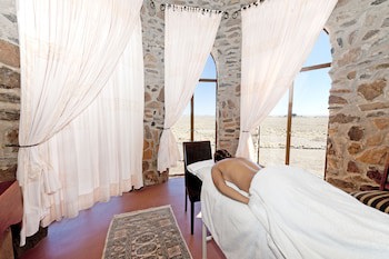 Le Mirage Resort And Spa