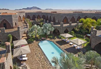 Le Mirage Resort And Spa
