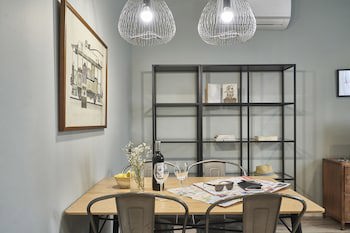 Ainb Las Ramblas Colon Apartments