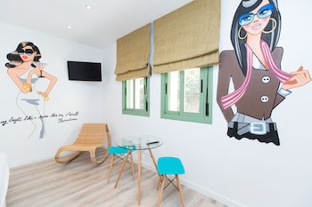 Ainb Las Ramblas Colon Apartments