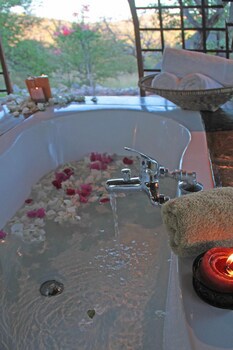 Eagle Tented Lodge & Spa Etosha