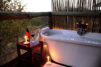 Eagle Tented Lodge & Spa Etosha
