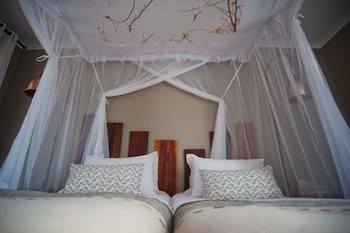 Kalahari Anib Lodge