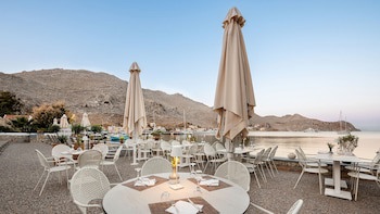 Pedi Beach Hotel galeri fotoğrafı