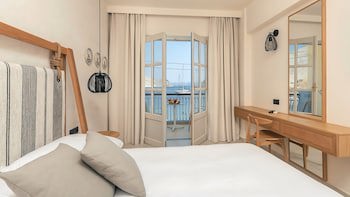 Pedi Beach Hotel fotoğrafı