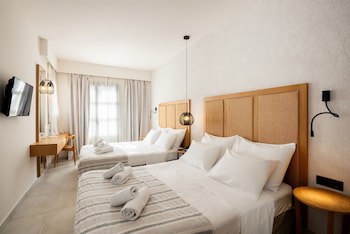 Pedi Beach Hotel galeri fotoğrafı