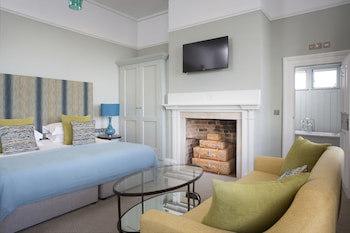 Royal Hotel