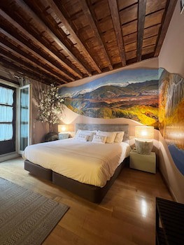 Gar Anat Hotel Boutique