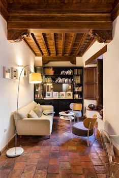 Gar Anat Hotel Boutique