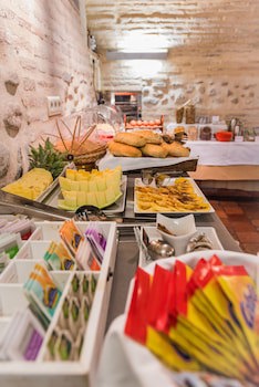 Gar Anat Hotel Boutique