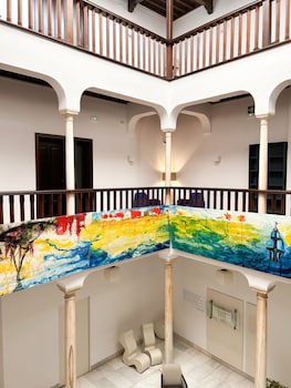 El Ladron De Agua Palacete