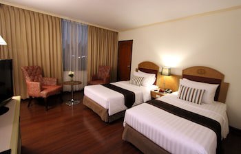 Grand Tower Inn Rama Vi Hotel