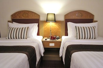 Grand Tower Inn Rama Vi Hotel