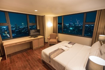 Grand Tower Inn Rama Vi Hotel