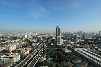Grand Tower Inn Rama Vi Hotel