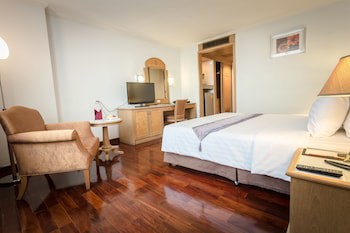Grand Tower Inn Rama Vi Hotel