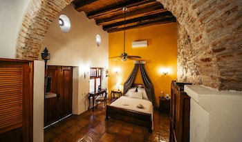 Alfiz Hotel Boutique