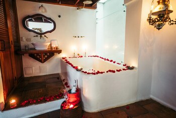 Alfiz Hotel Boutique