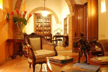 Alfiz Hotel Boutique
