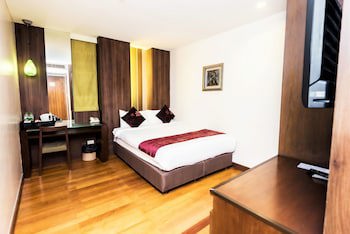 Bally Suite Silom