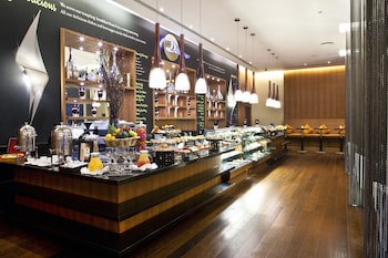 Novotel Suites Mall Avenue Dubai