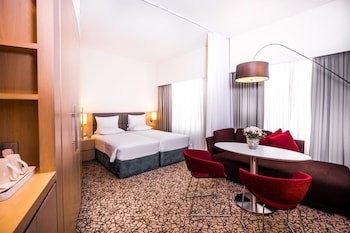 Novotel Suites Mall Avenue Dubai