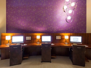 Novotel Suites Mall Avenue Dubai
