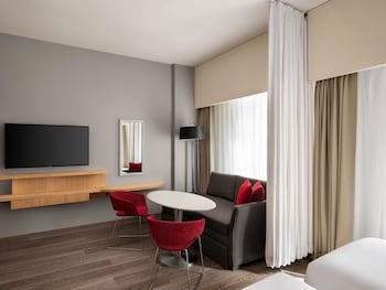 Novotel Suites Mall Avenue Dubai galeri fotoğrafı