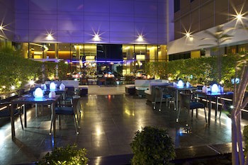 Novotel Suites Mall Avenue Dubai