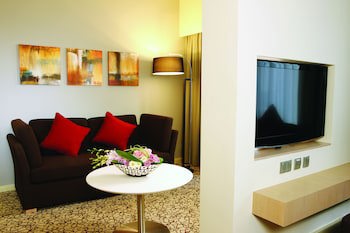 Novotel Suites Mall Avenue Dubai