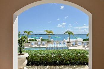 Rosewood Bermuda
