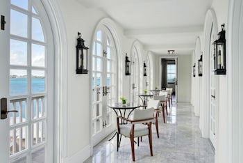 Rosewood Bermuda