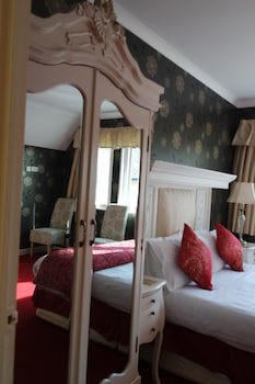 Gable End Hotel