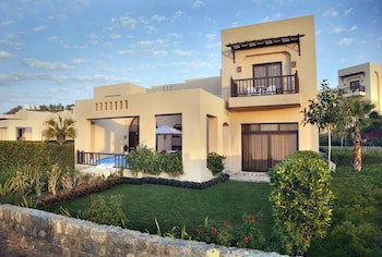 The Cove Rotana Resort