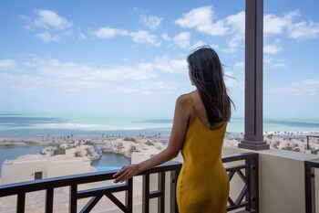 The Cove Rotana Resort
