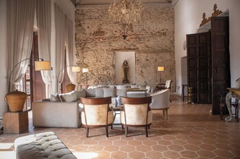 El Marques Hotel Boutique
